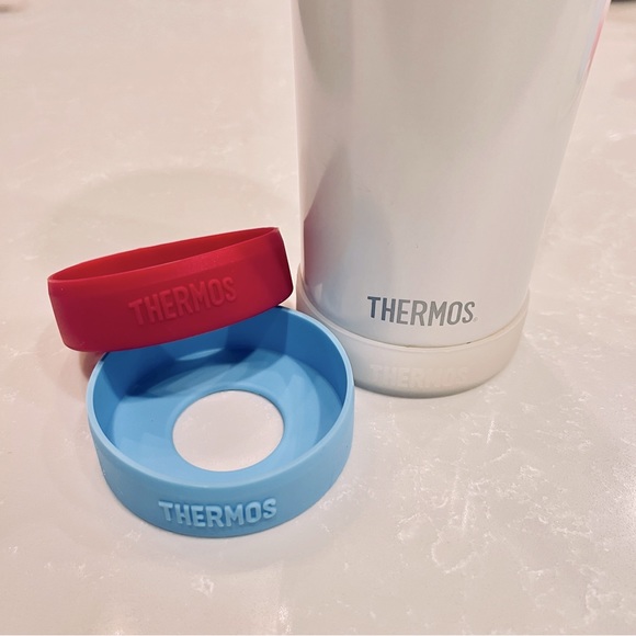 THERMOS Silicone water bottle protective base cap - Picture 1 of 5
